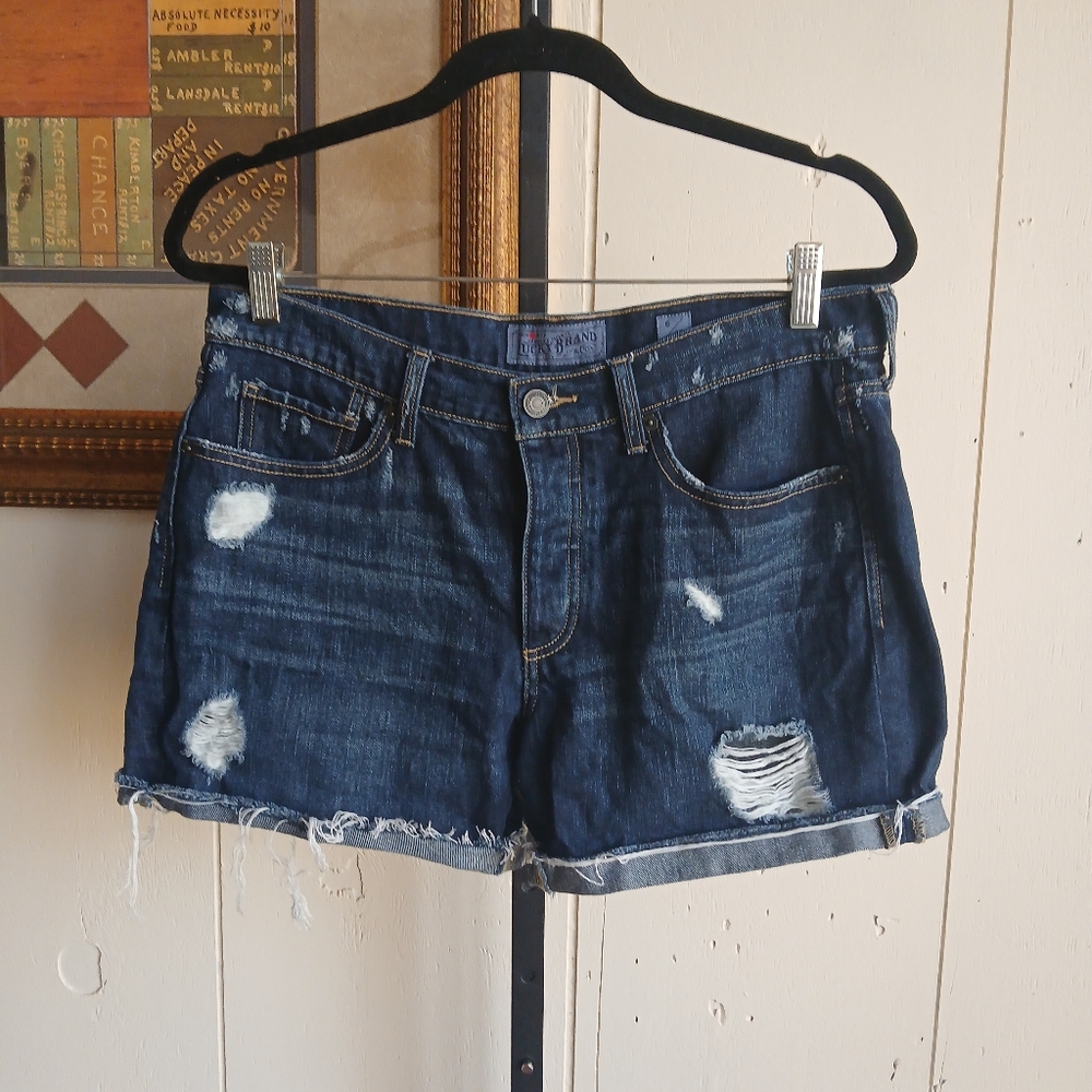 LUCKY BRAND THE BOYFRIEND SHORTS SIZE 6 / 28